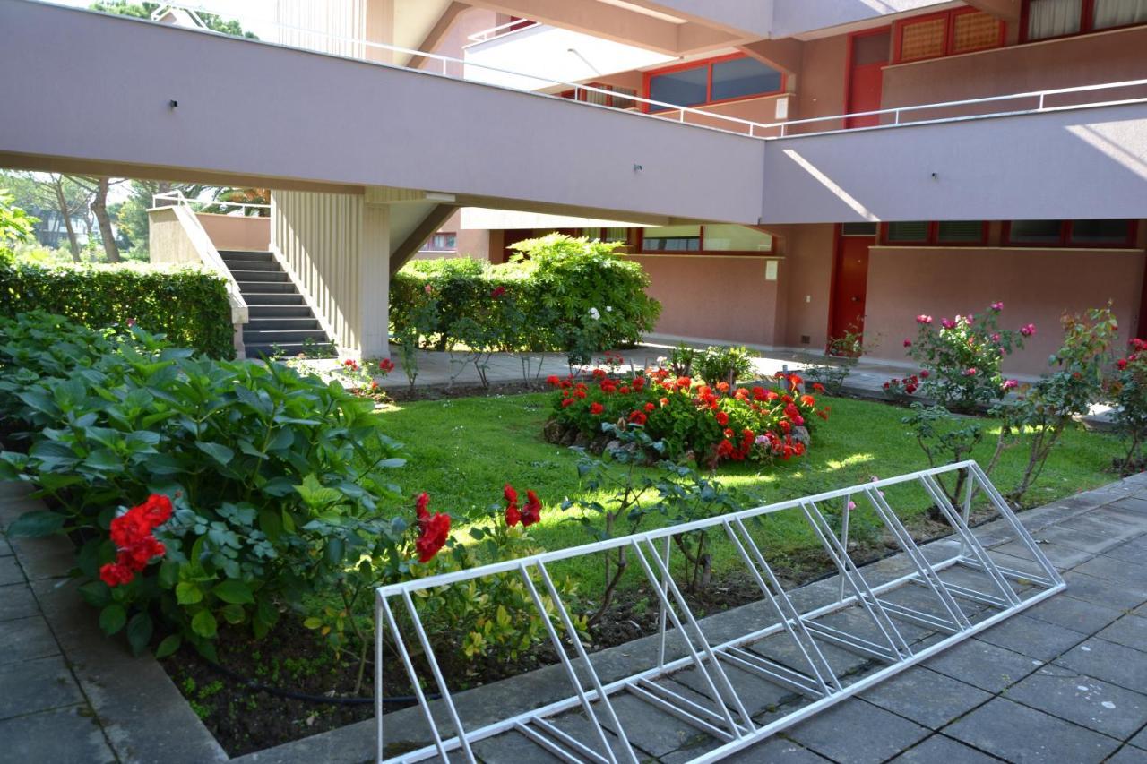 Appartamenti Marinetta Marina Di Bibbona Exterior photo